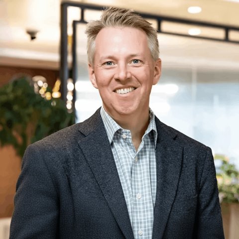 Matthew Saxon, Highly experienced HR leader; CPO of Hut8; Ex-CPO of Zoom, Former VP of People Ops at Meta; VP HR at Humana, Motorola.